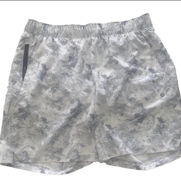 RB3 Mens Active Shorts L White Camo Running Pockets Performance Drawstring - Picture 1 of 11